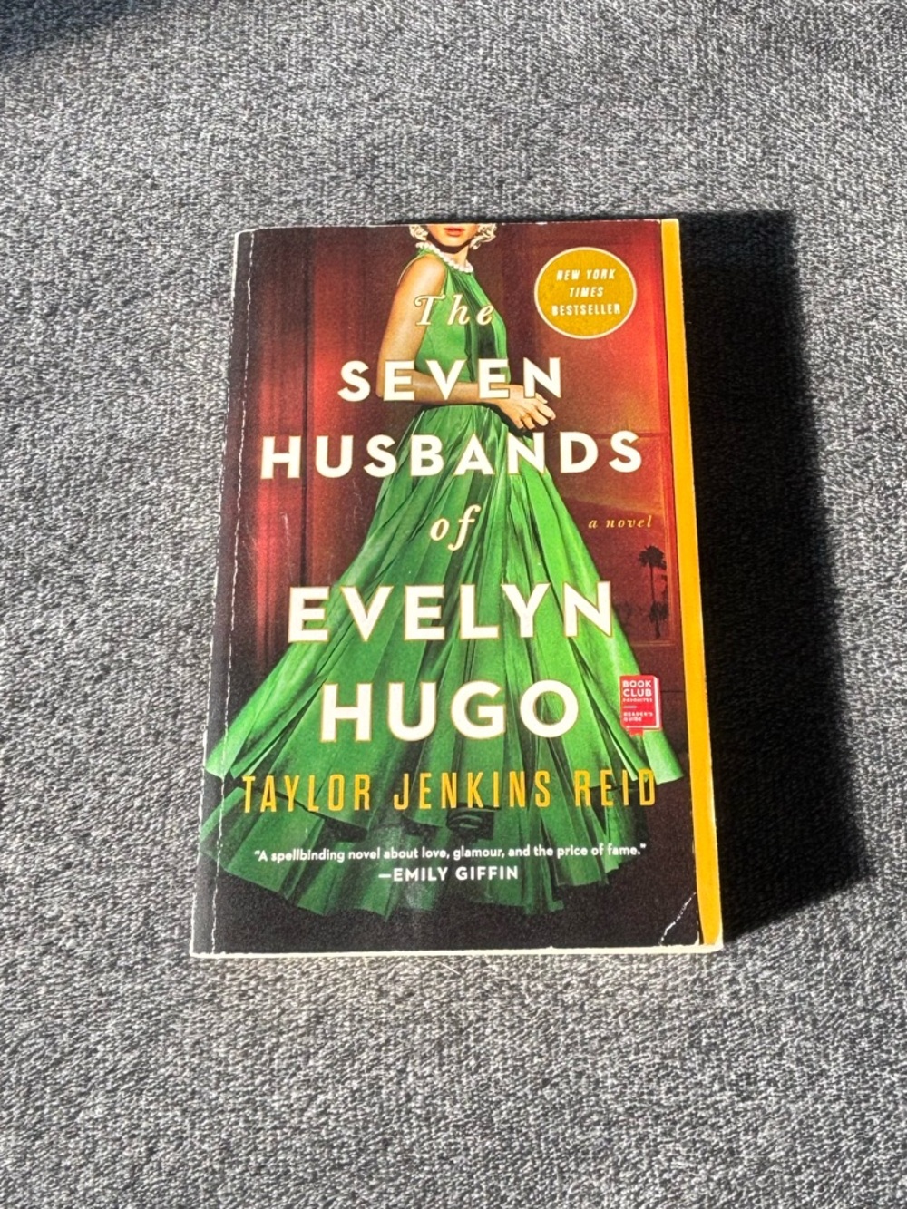 the seven husbands of evelyn hugo book